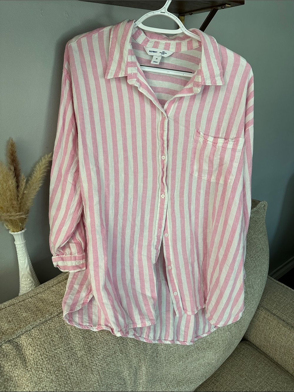Old Navy Pink and White Vertical Stripe Button-Down Shirt - Picture 1 of 3